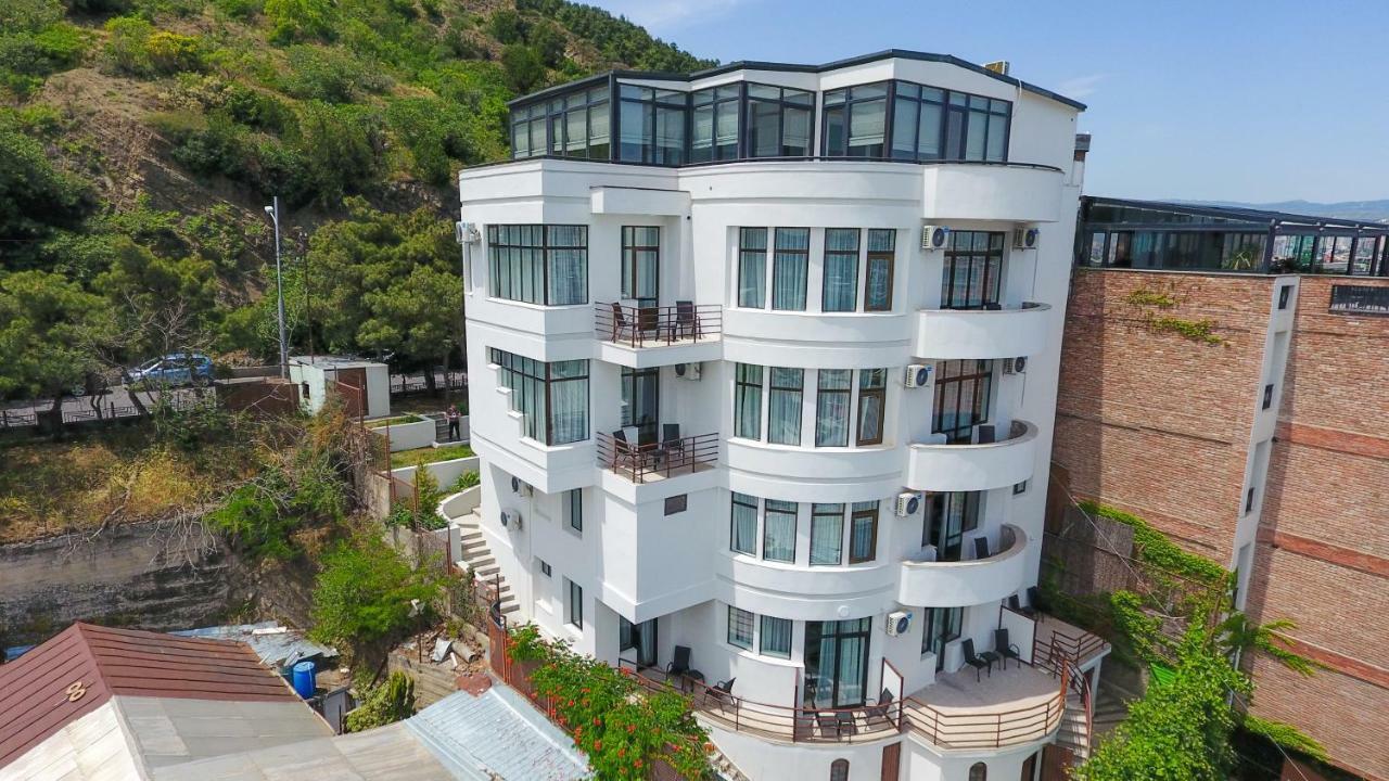 Vista Hotel Tbilisi Exterior photo